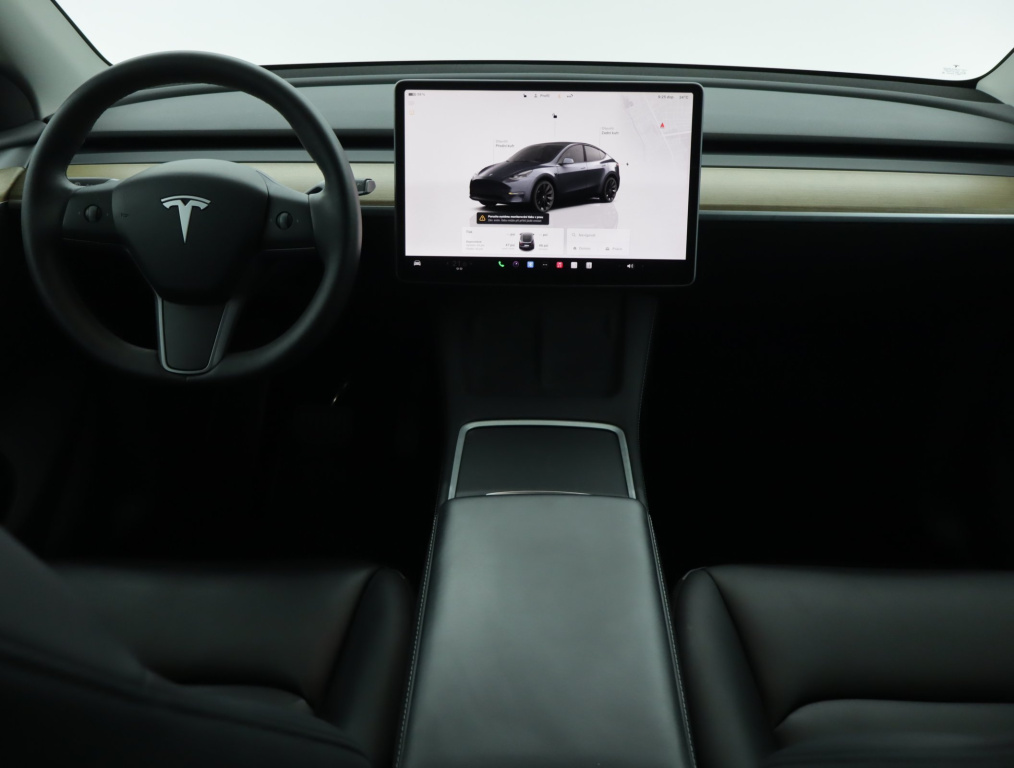 Tesla Model Y 4x4 2022 9