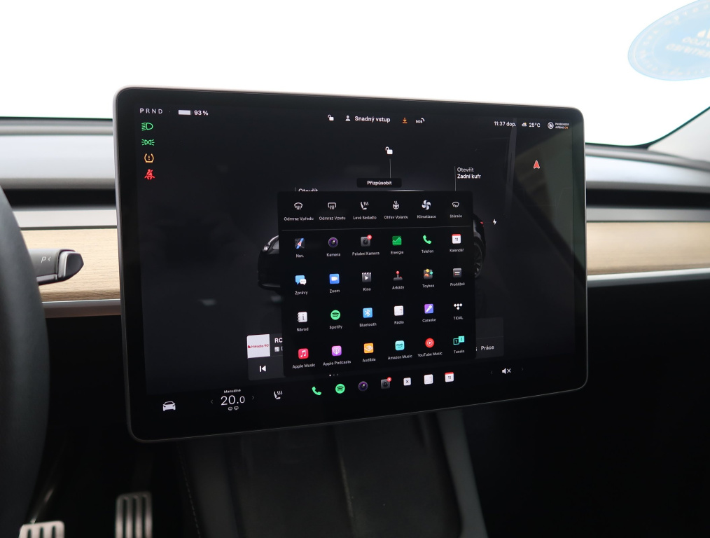 Tesla Model Y 4x4 2022 21