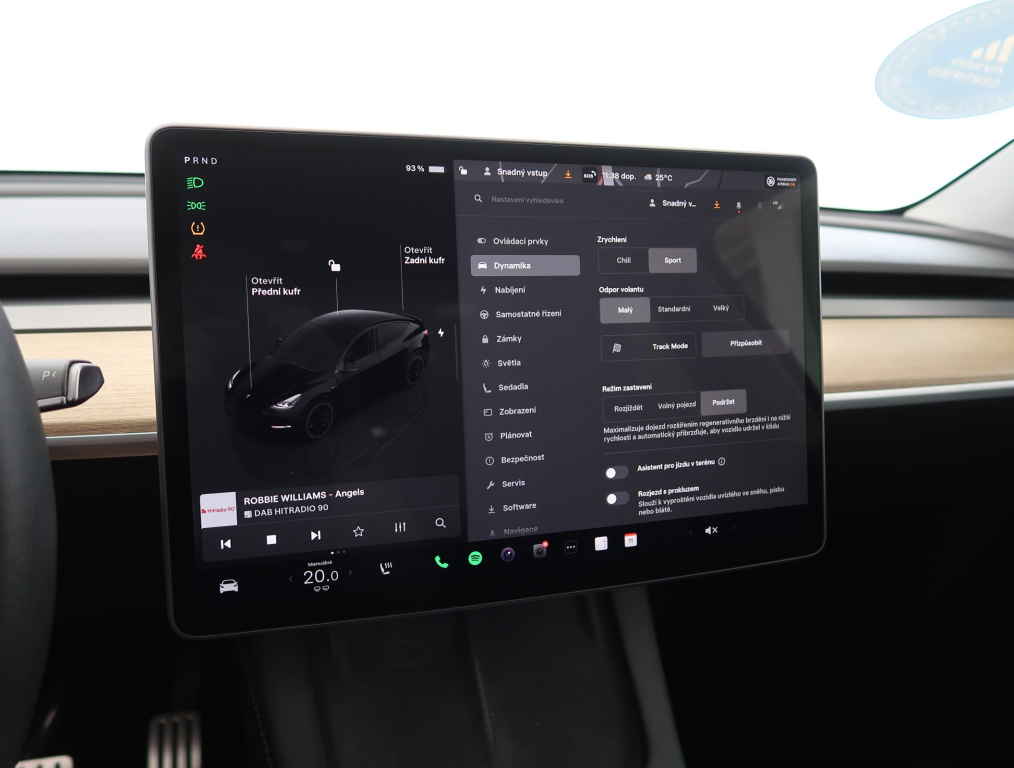 Tesla Model Y 4x4 2022 23