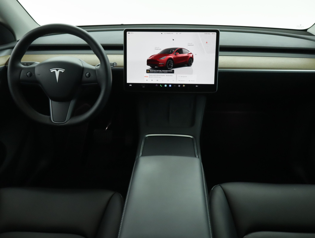 Tesla Model Y 4x4 2022 9