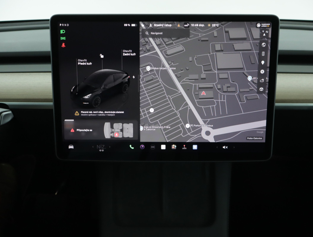 Tesla Model Y 4x4 2023 15