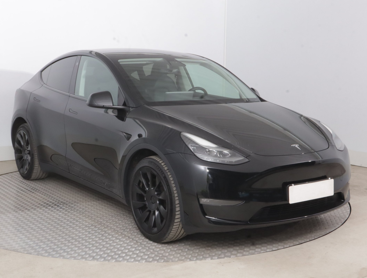 Tesla Model Y 4x4 2023