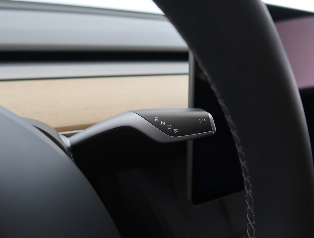 Tesla Model 3 4x4 2023 15
