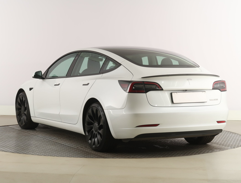 Tesla Model 3 4x4 2023 5