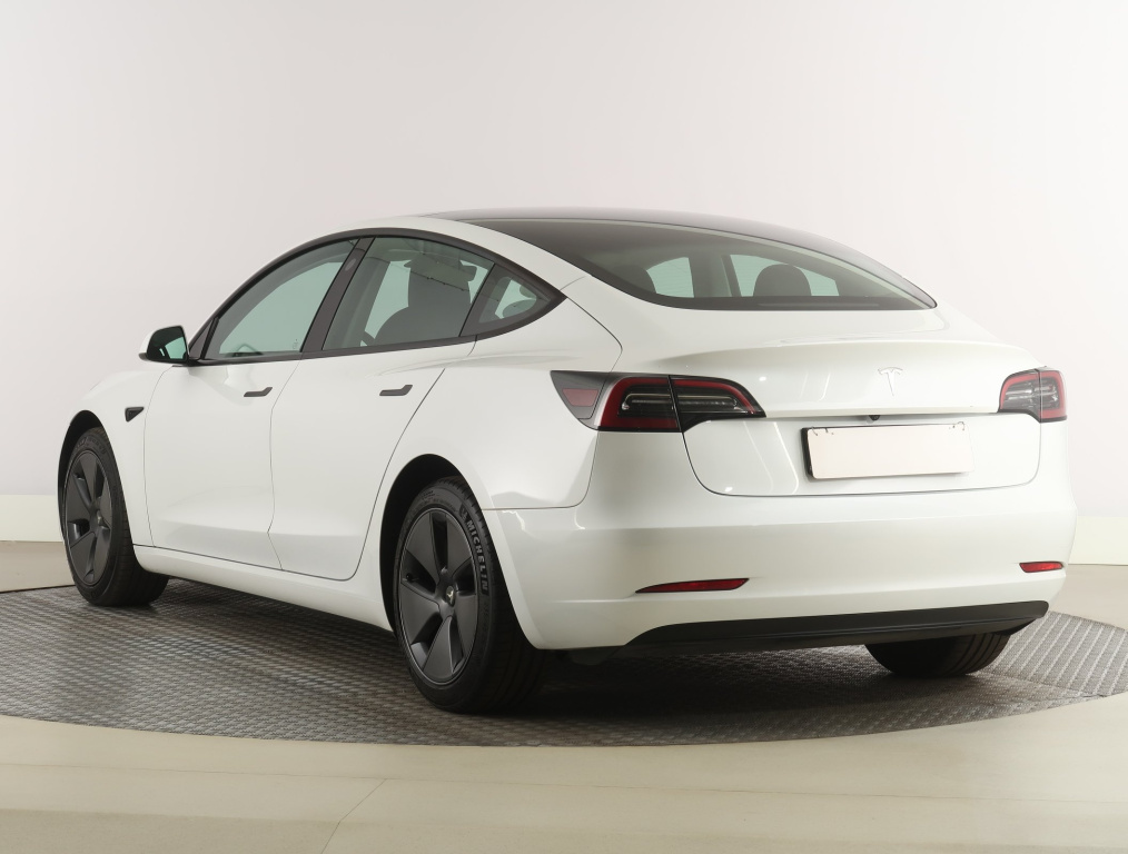 Tesla Model 3 2023 5
