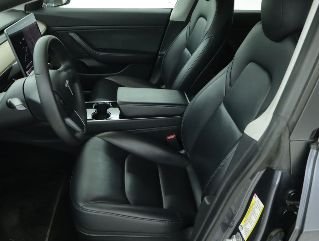 Tesla Model 3 4x4 2019 13