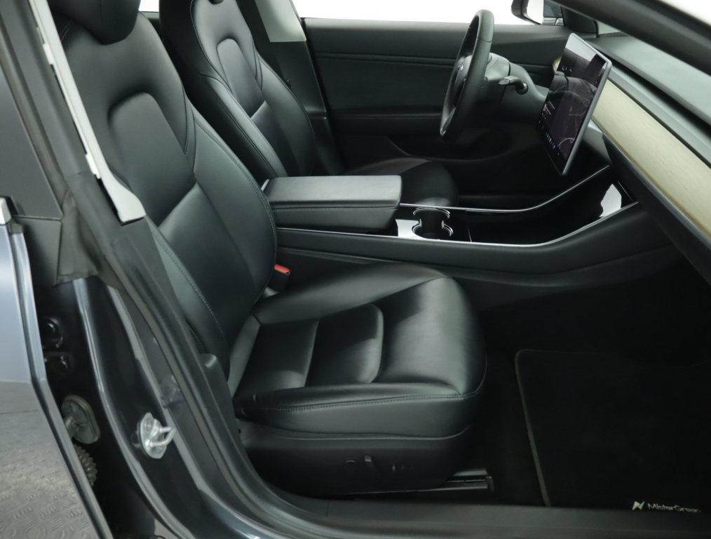 Tesla Model 3 4x4 2019 10
