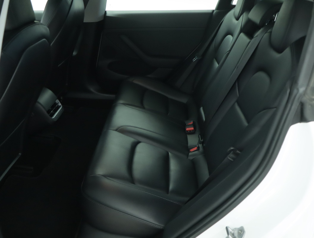 Tesla Model 3 4x4 2021 12