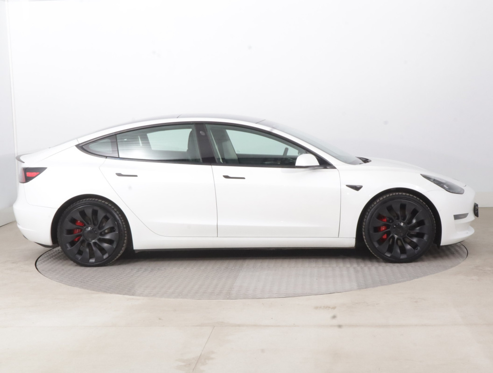 Tesla Model 3 4x4 2021 8
