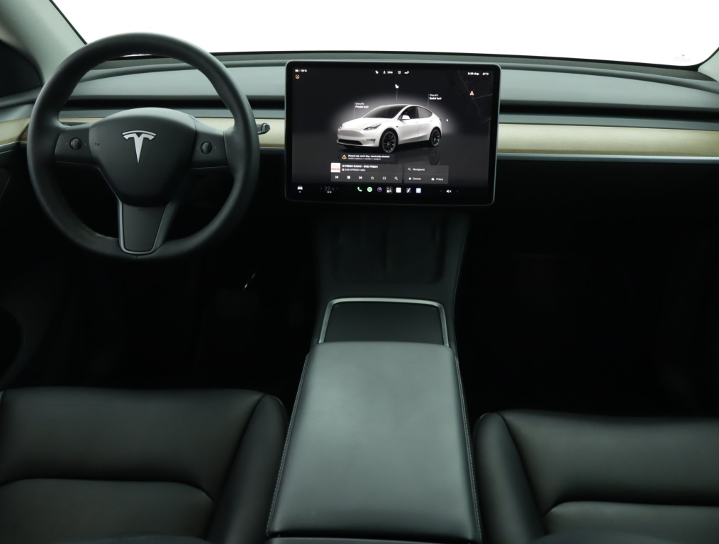Tesla Model Y 4x4 2022 9