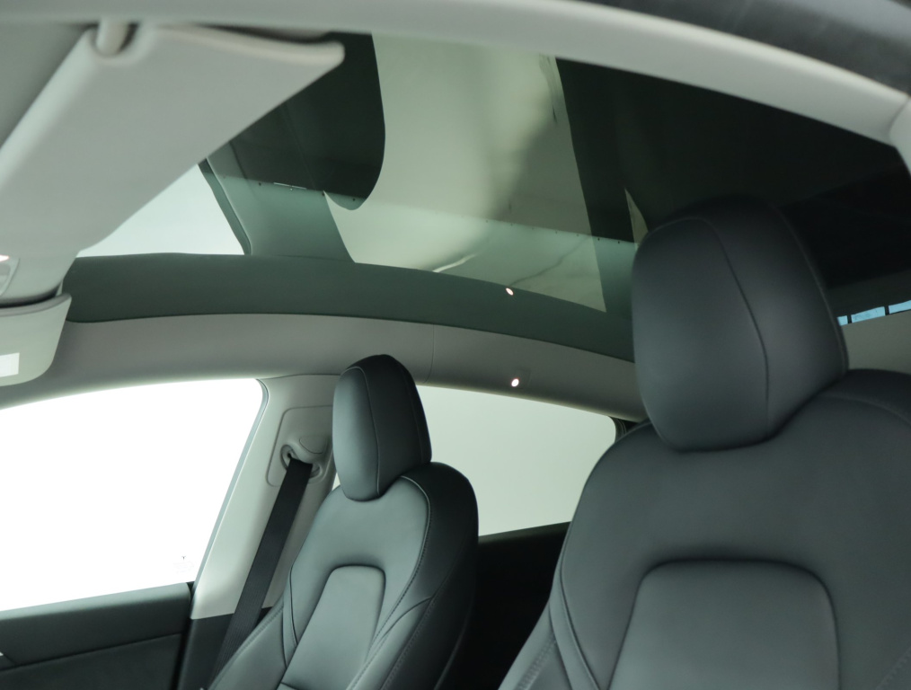 Tesla Model Y 4x4 2022 20