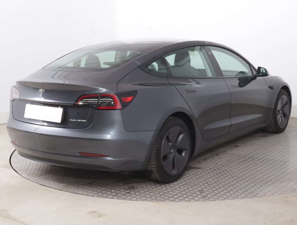 Tesla Model 3 4x4 2021 7