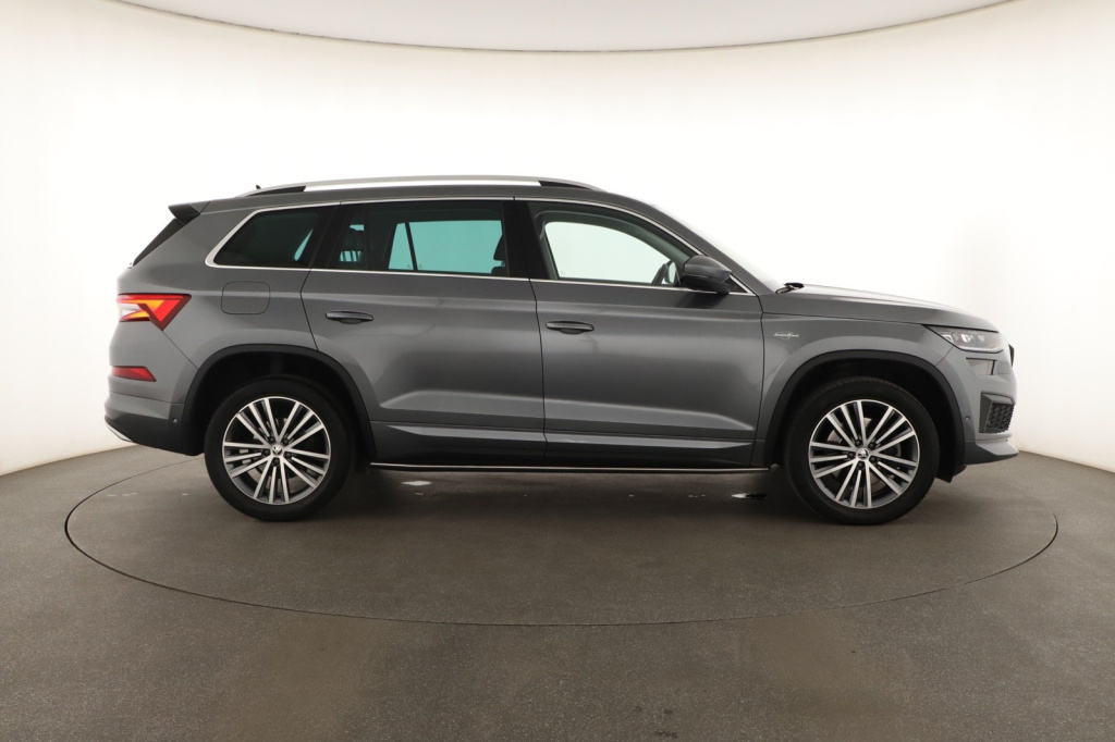 Škoda Kodiaq 2.0 TSI 4x4 2023 8