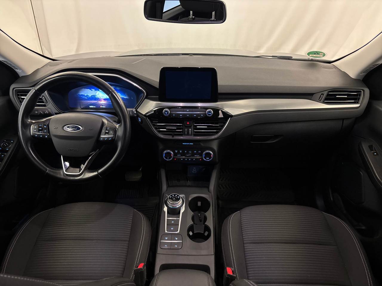 Ford Kuga 2.0 EB Titanium NAVI SPORTSITZE PANO SHZ STHZG 5