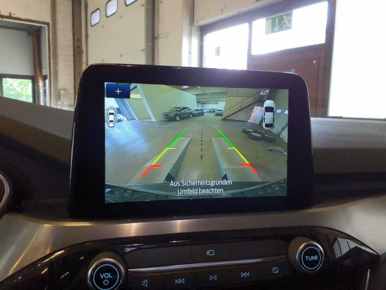 Ford Kuga 2.0 EB Titanium NAVI SPORTSITZE PANO SHZ STHZG 11