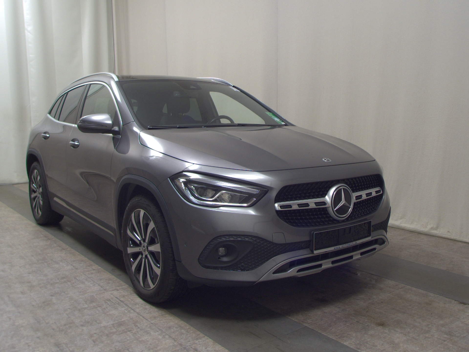 Mercedes-Benz GLA 220 d Progressive Leder Navi LED MBUX Pano Sound 3