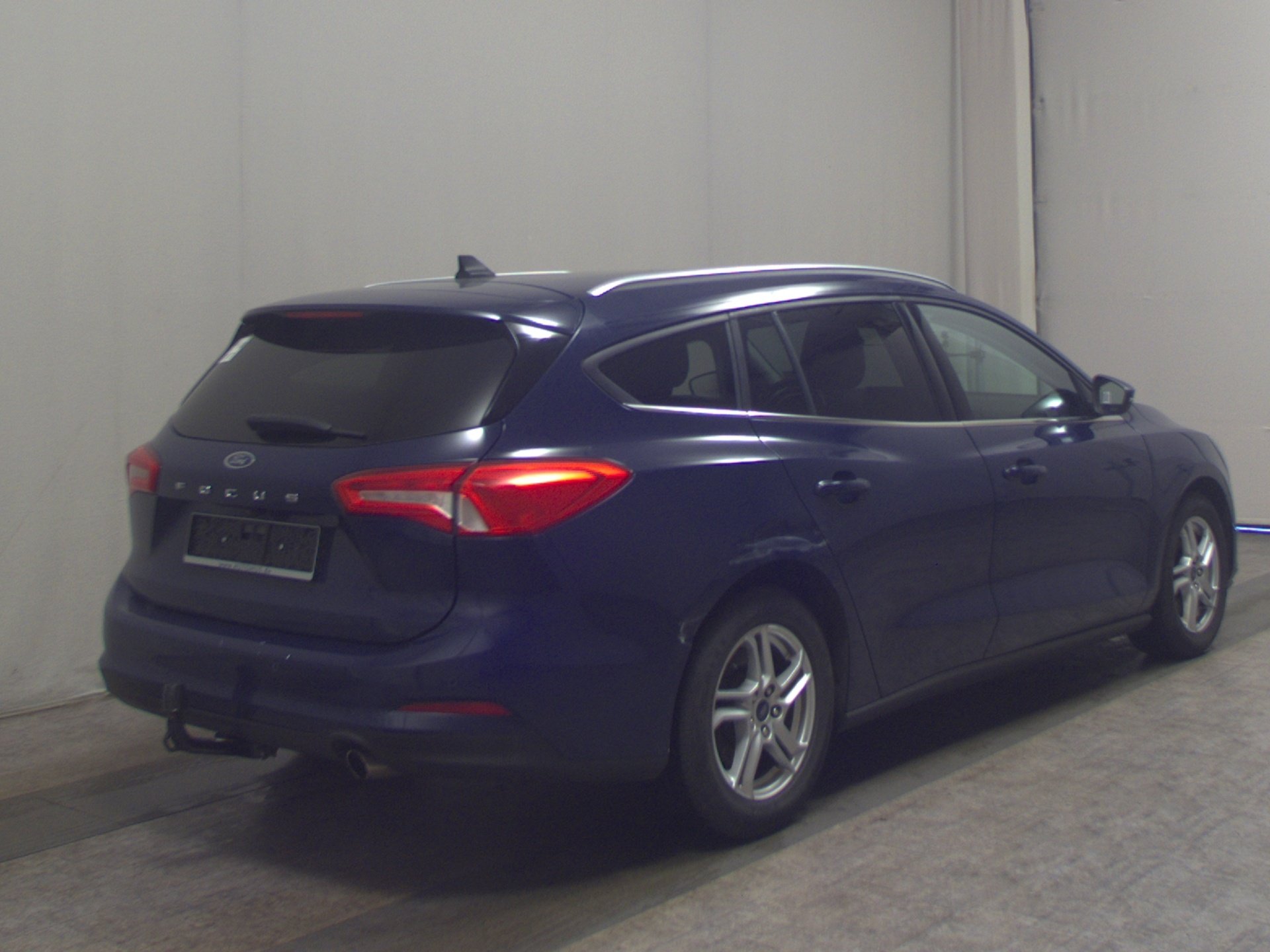 Ford Focus Turnier 2.0 EB Cool&Connect Navi AHK RFK 4