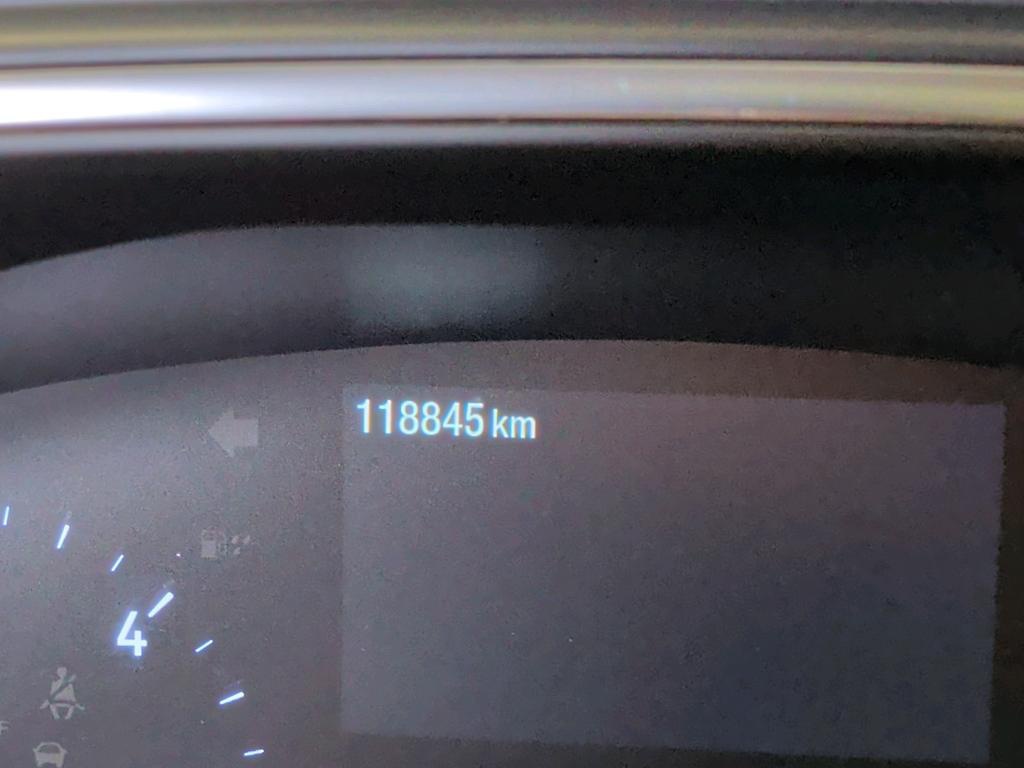 Ford Focus 1.5 EB Active Navi LED Pano RFK 10