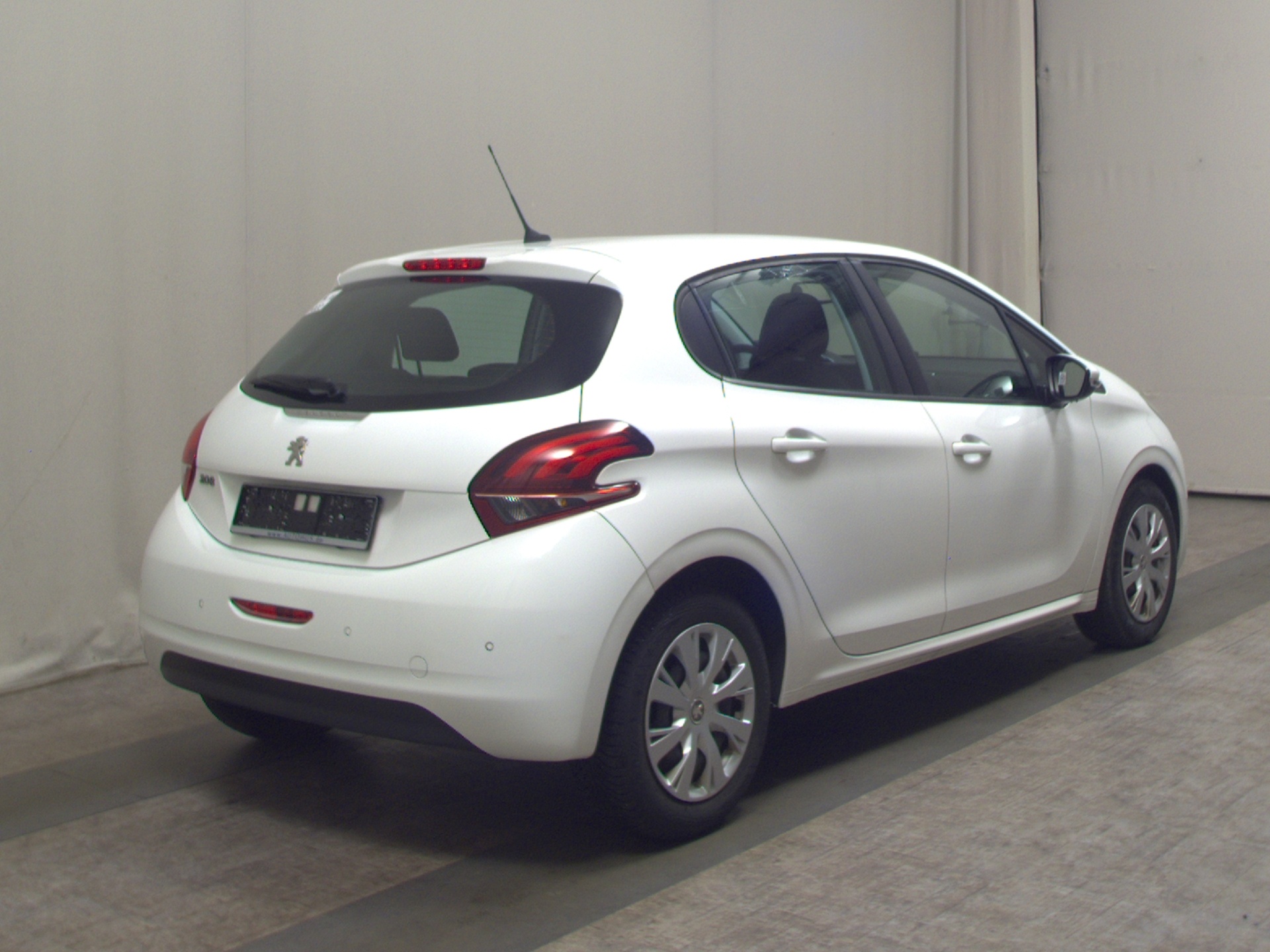 Peugeot 208 1.5 BlueHDI Active Navi Shz PDC 4