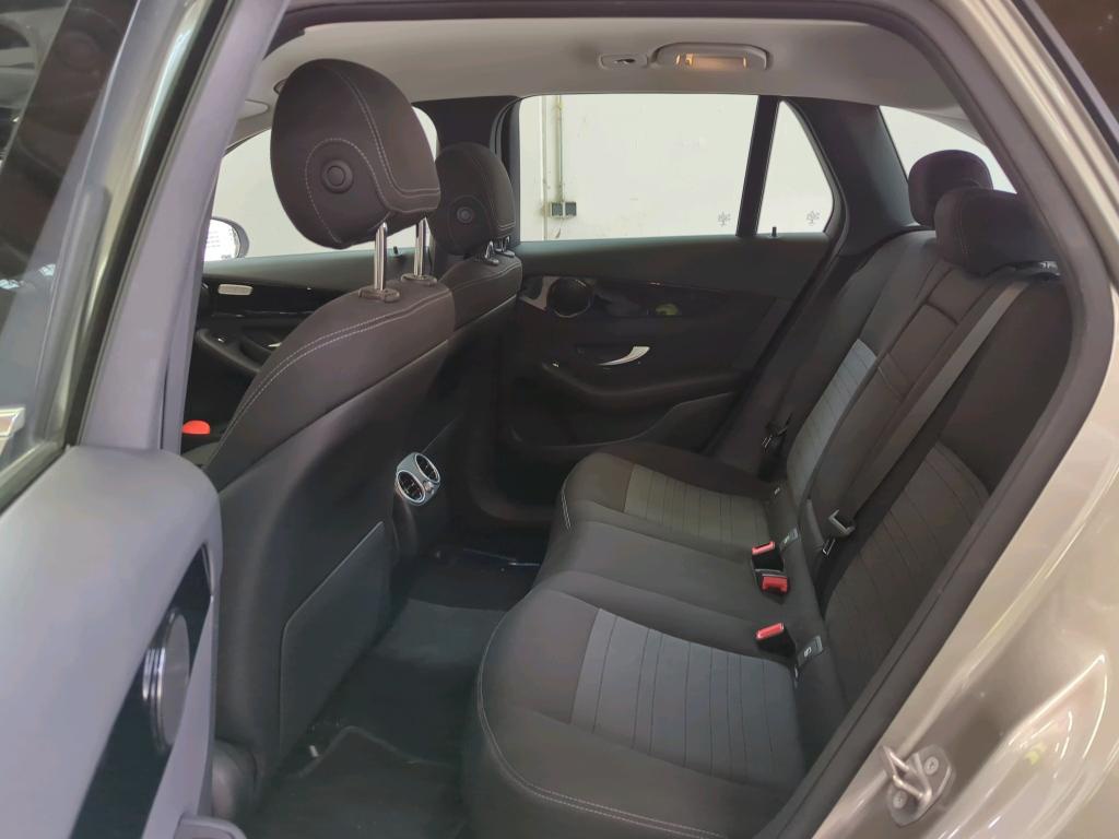 Mercedes-Benz GLC 300 de 4matic Exclusive Navi LED SHZ AHK RFK 9