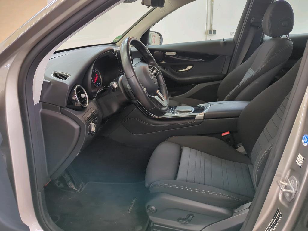 Mercedes-Benz GLC 300 de 4matic Exclusive Navi LED SHZ AHK RFK 6
