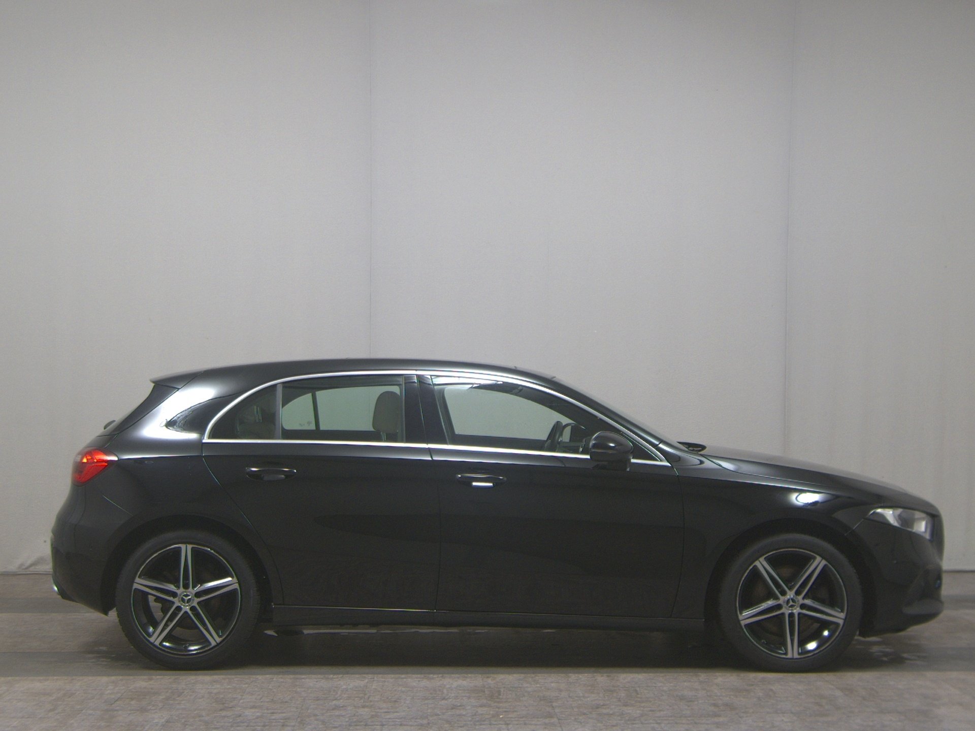 Mercedes-Benz A 220 d Progressive Navi Leder Shz Pano HuD Sound RFK