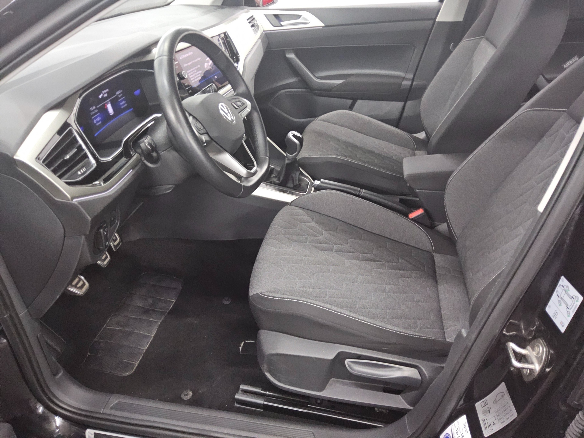 Volkswagen Polo 1.0 TSI Move Navi 9