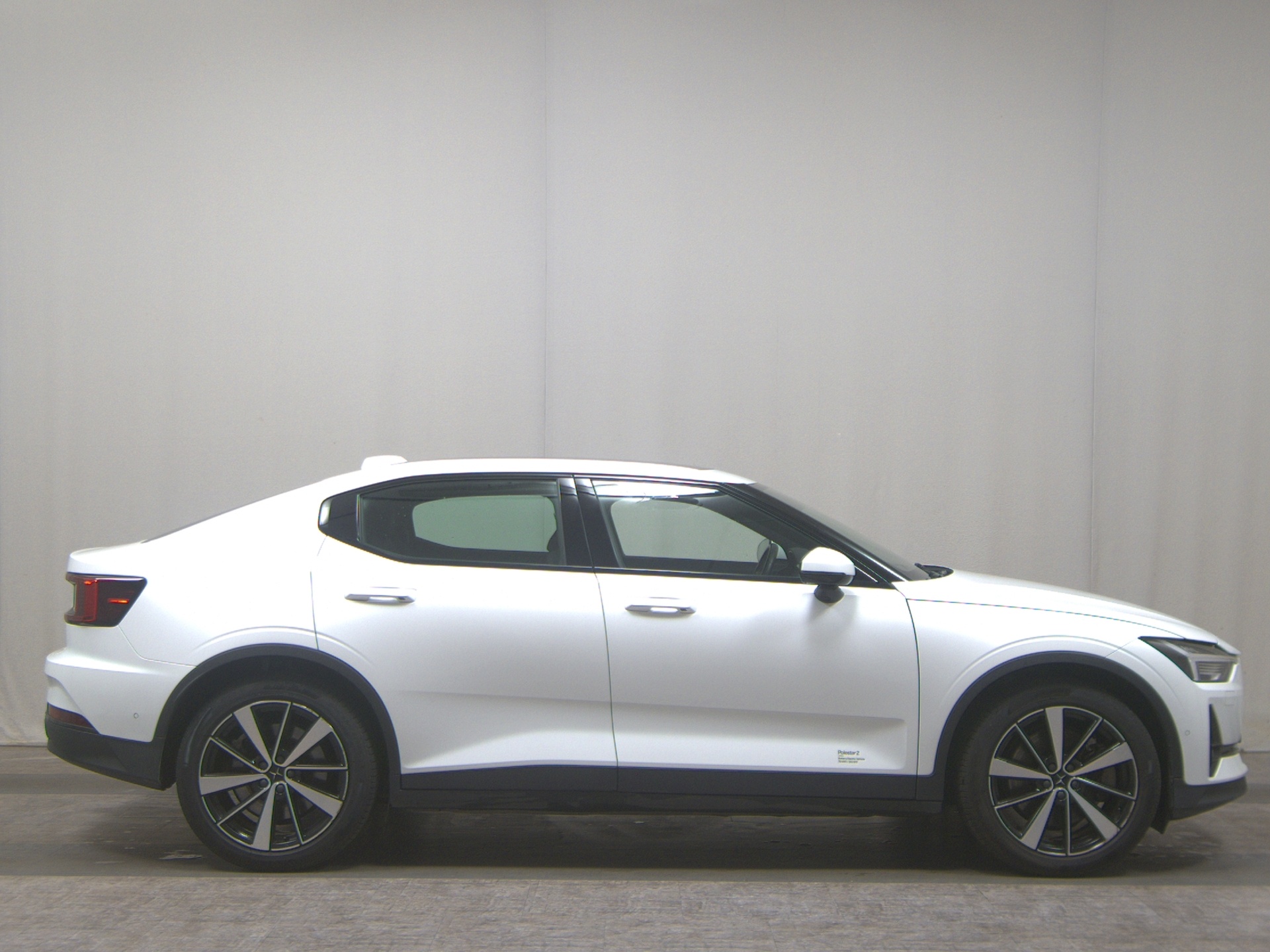 Polestar 2 Navi LED Pano