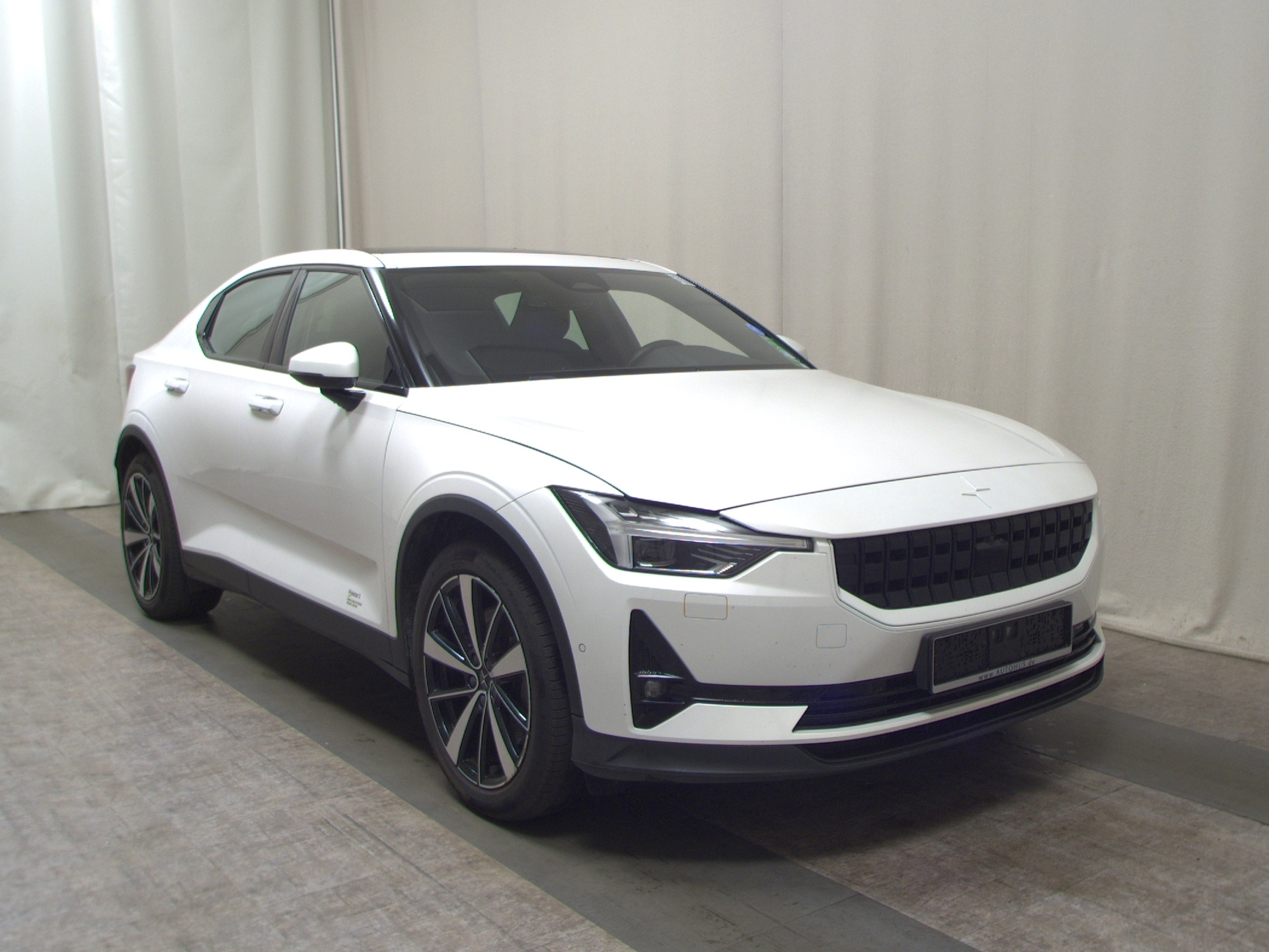 Polestar 2 Navi LED Pano 3