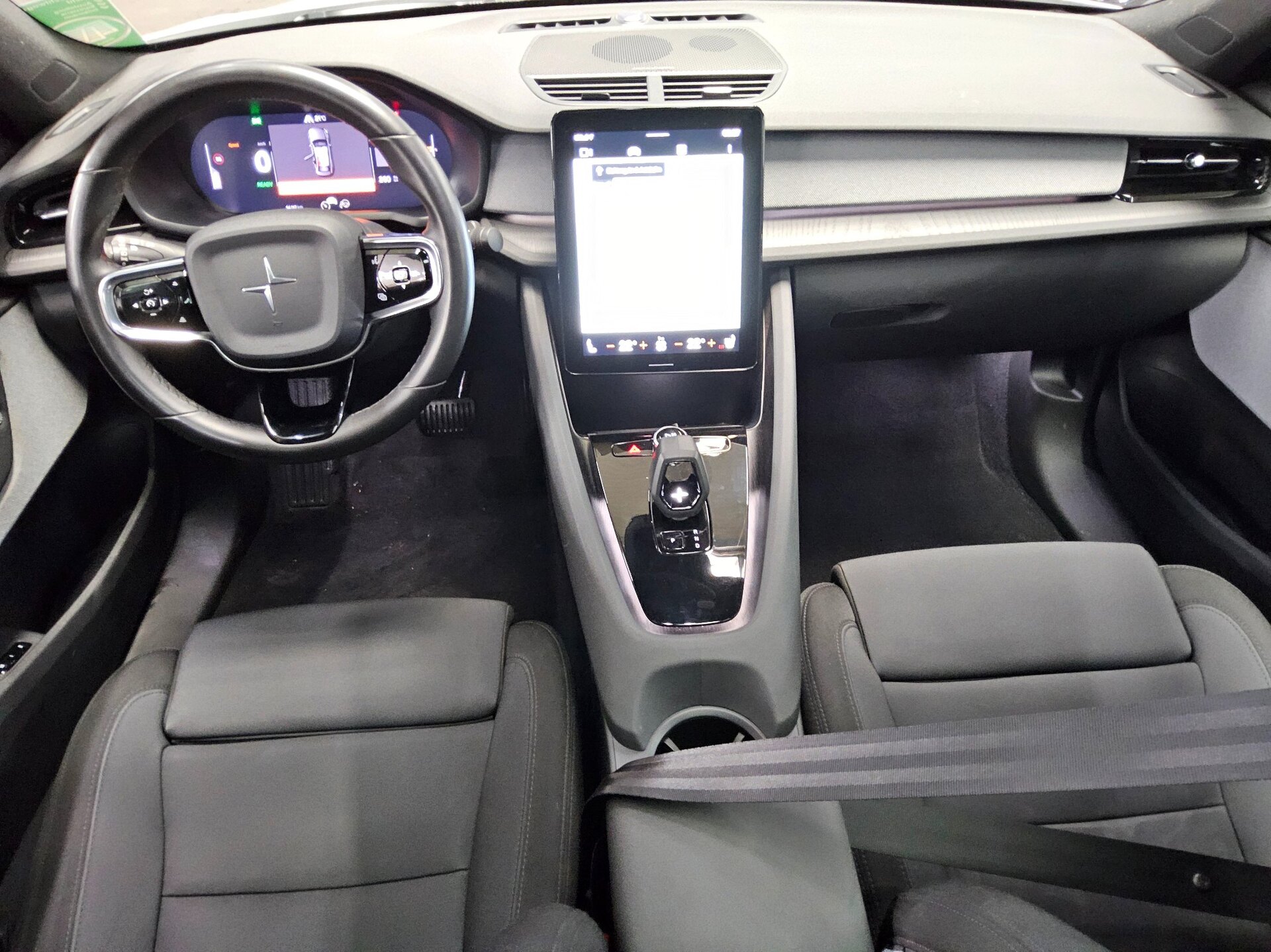 Polestar 2 Navi LED Pano 5