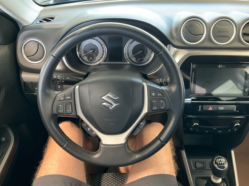 Suzuki Vitara KLIMAAUT LED SHZ PDC KAMERA 7
