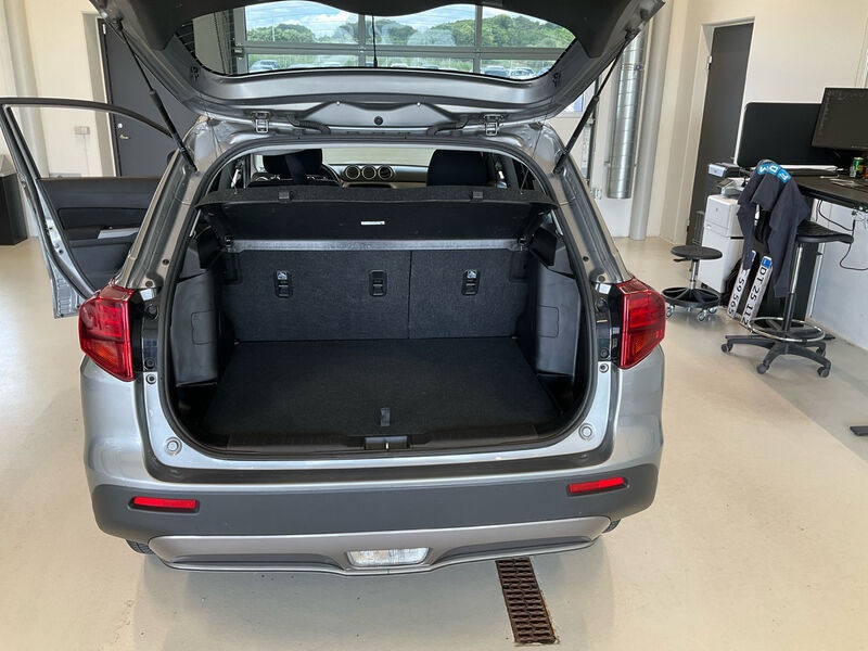 Suzuki Vitara KLIMAAUT LED SHZ PDC KAMERA 11