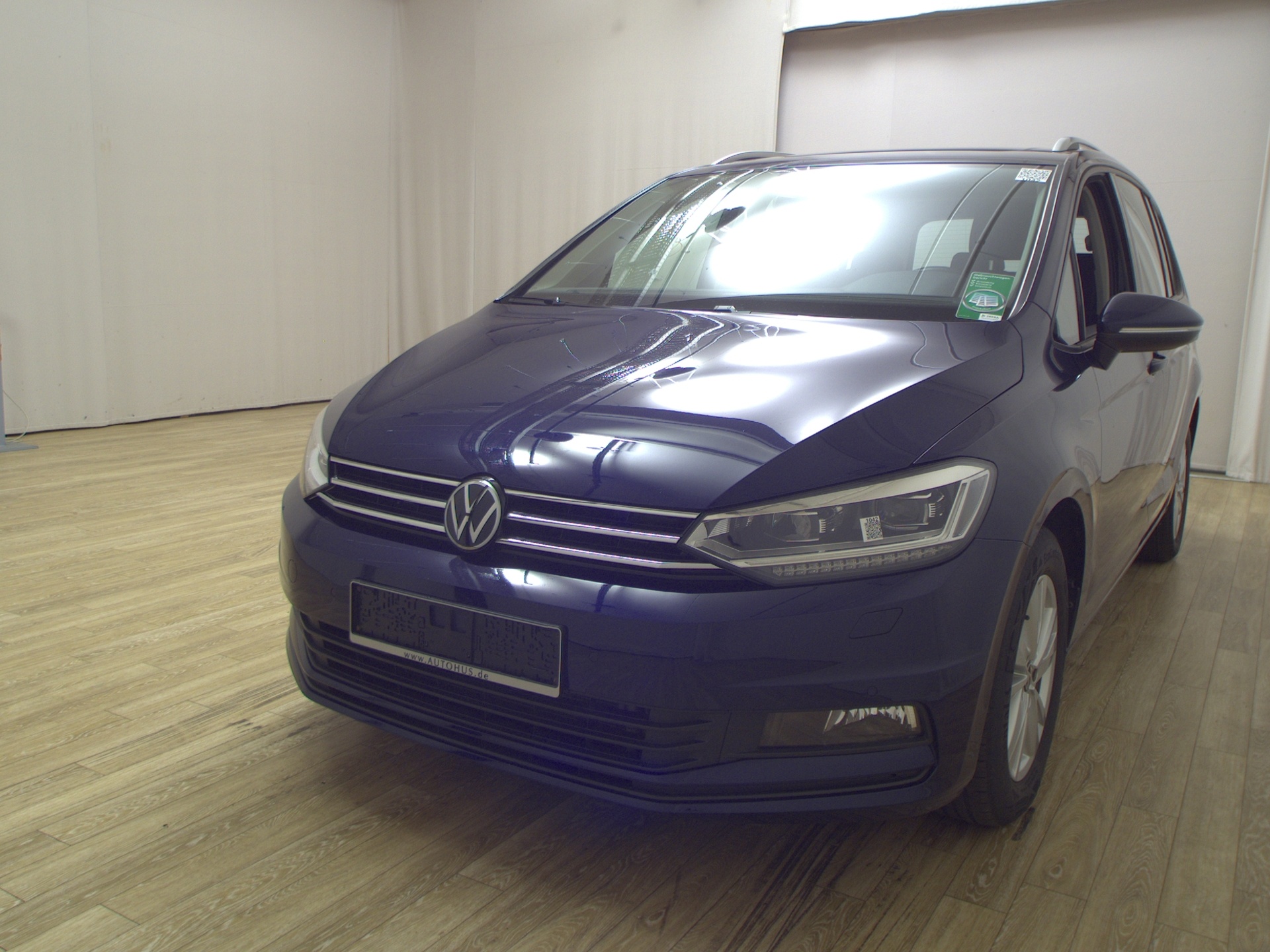 Volkswagen Touran 2.0 TDI Comf. Navi LED AID 4xShz StHzg. El.Heck Pano RFK 2