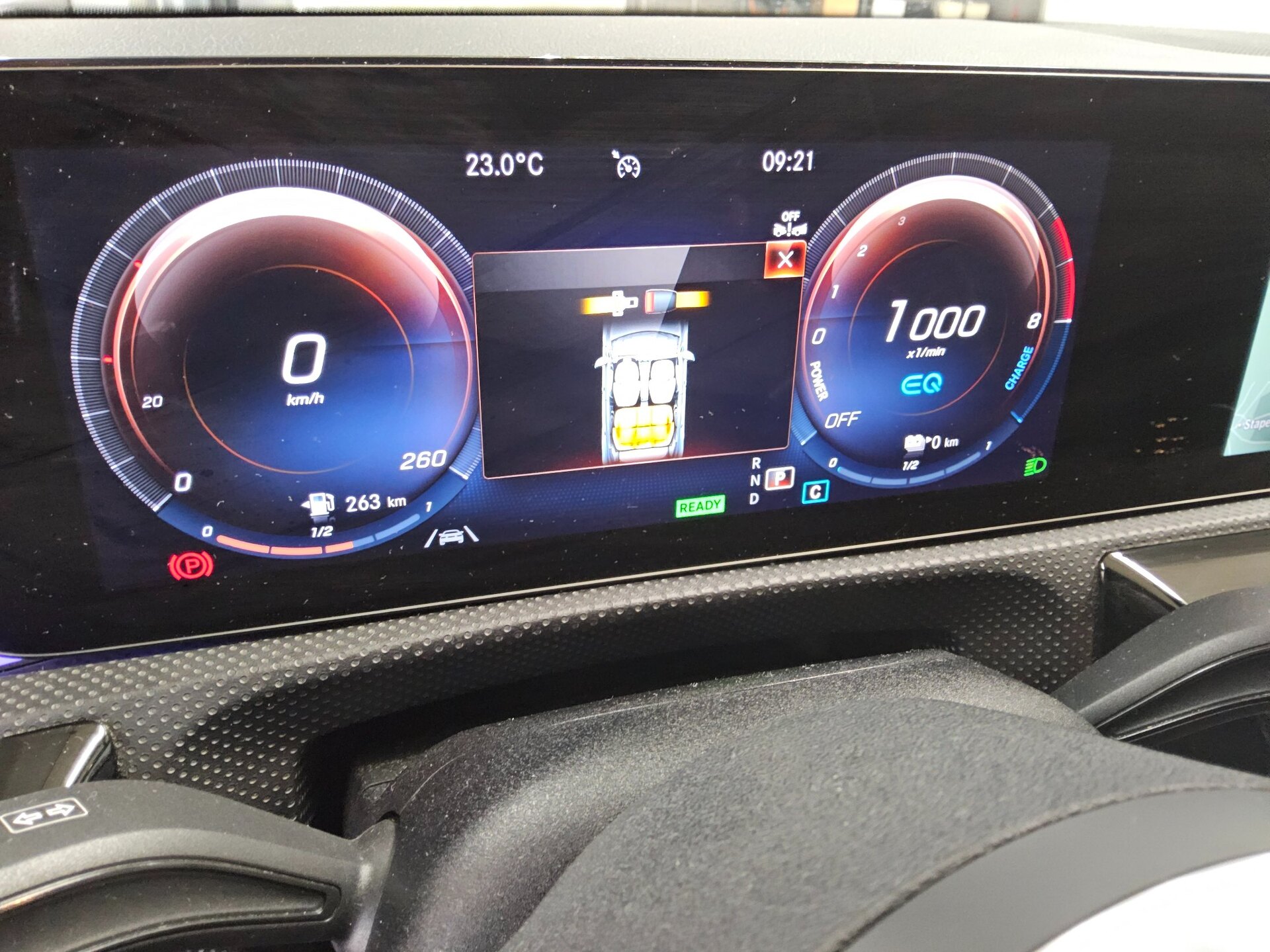 Mercedes-Benz CLA 250 Shooting Brake e AMG-Line Navi LED Night 10