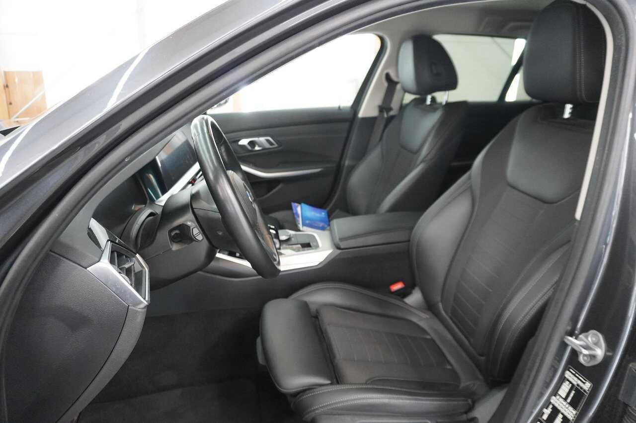 BMW 330dA Touring xDr Sport-Line Navi LED vc SHZ el.Heck 6