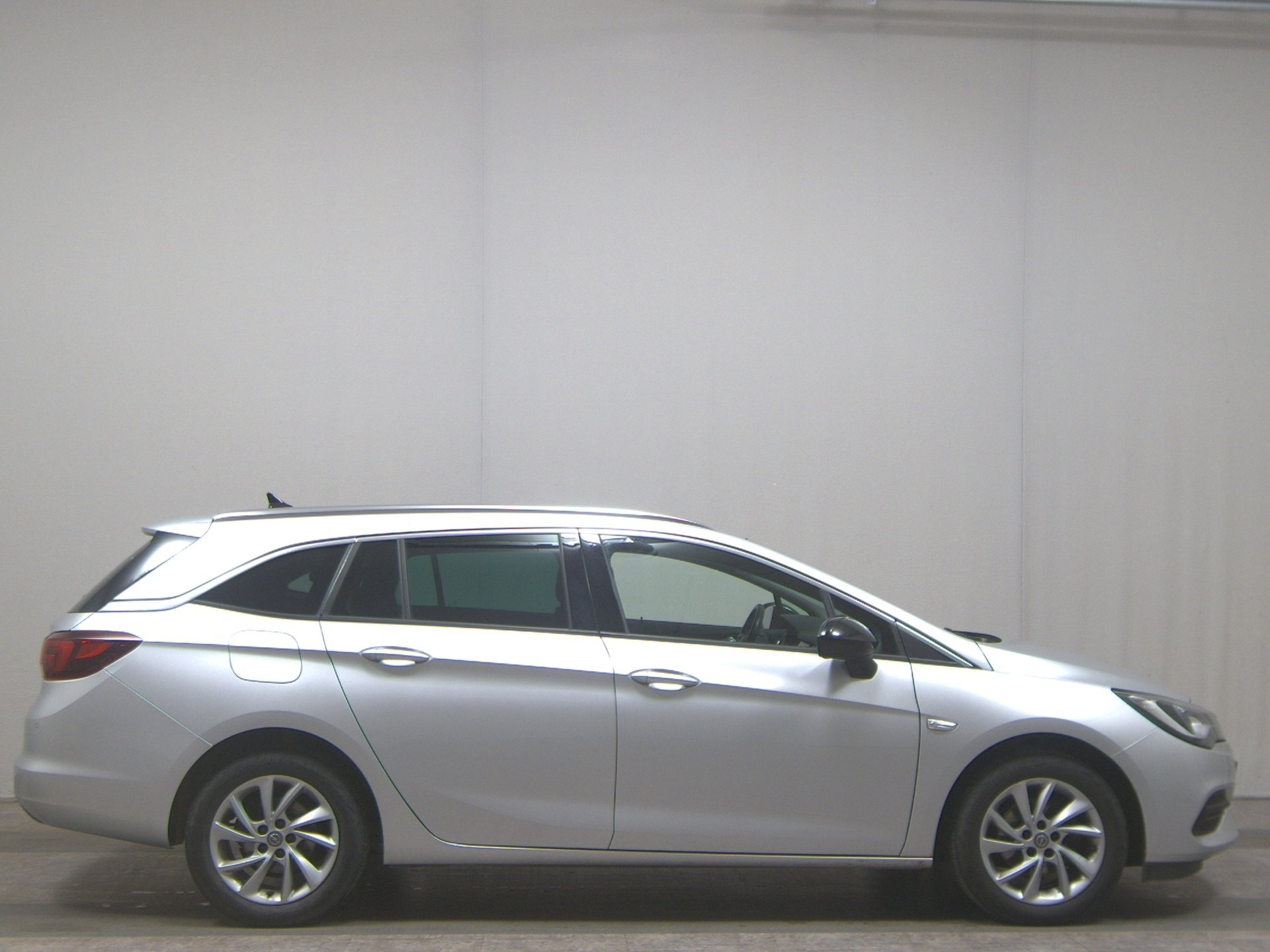 Opel Astra ST 1.5 D Navi LED T-Leder AHK