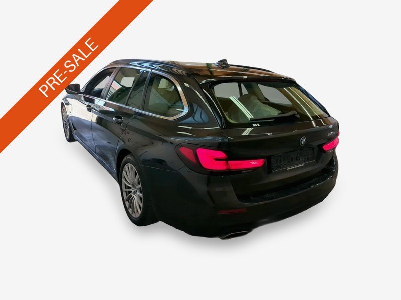 BMW 530e Touring NAVI LED SHZ vc AHK 4