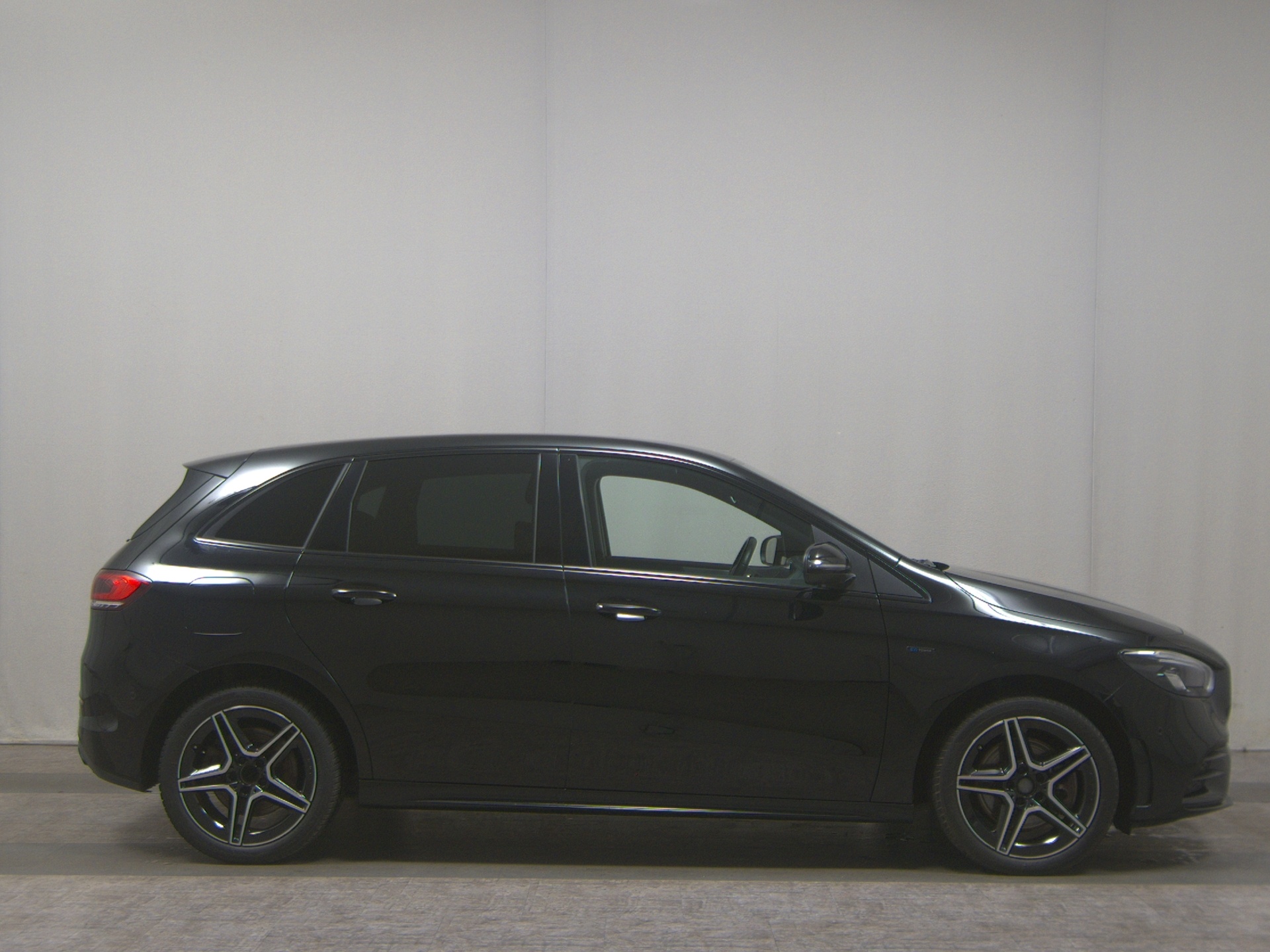 Mercedes-Benz B 250 e AMG-Line Night Navi Led RFK