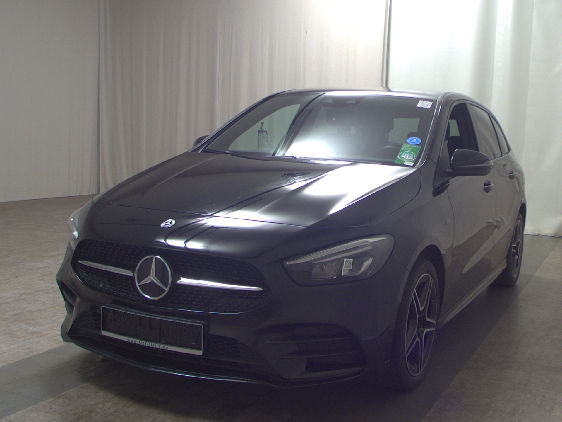 Mercedes-Benz B 250 e AMG-Line Night Navi Led RFK 2