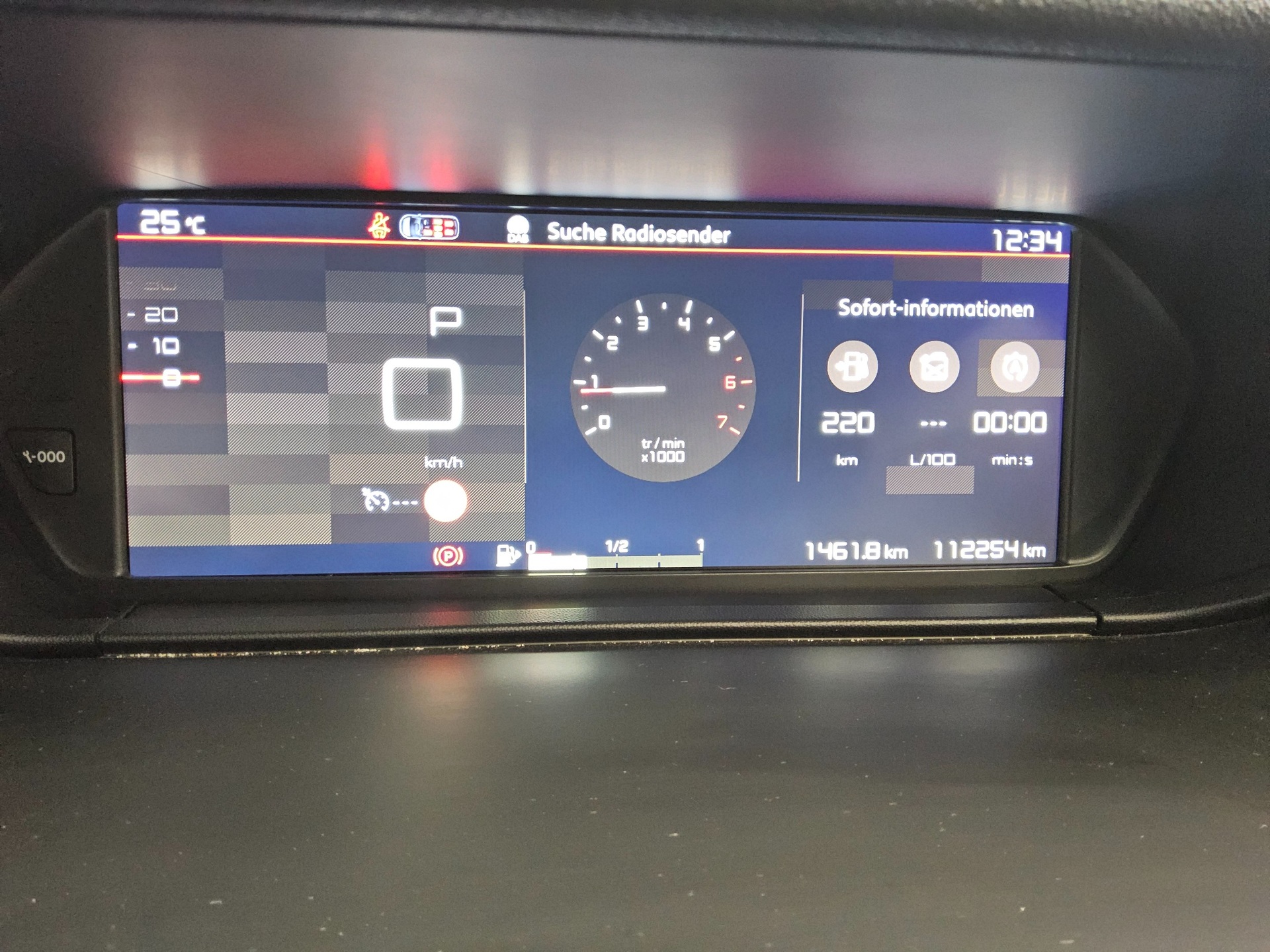 Citroën C4 Grand Spacetourer 1.5 BlueHDi T-Leder Navi AHK 8