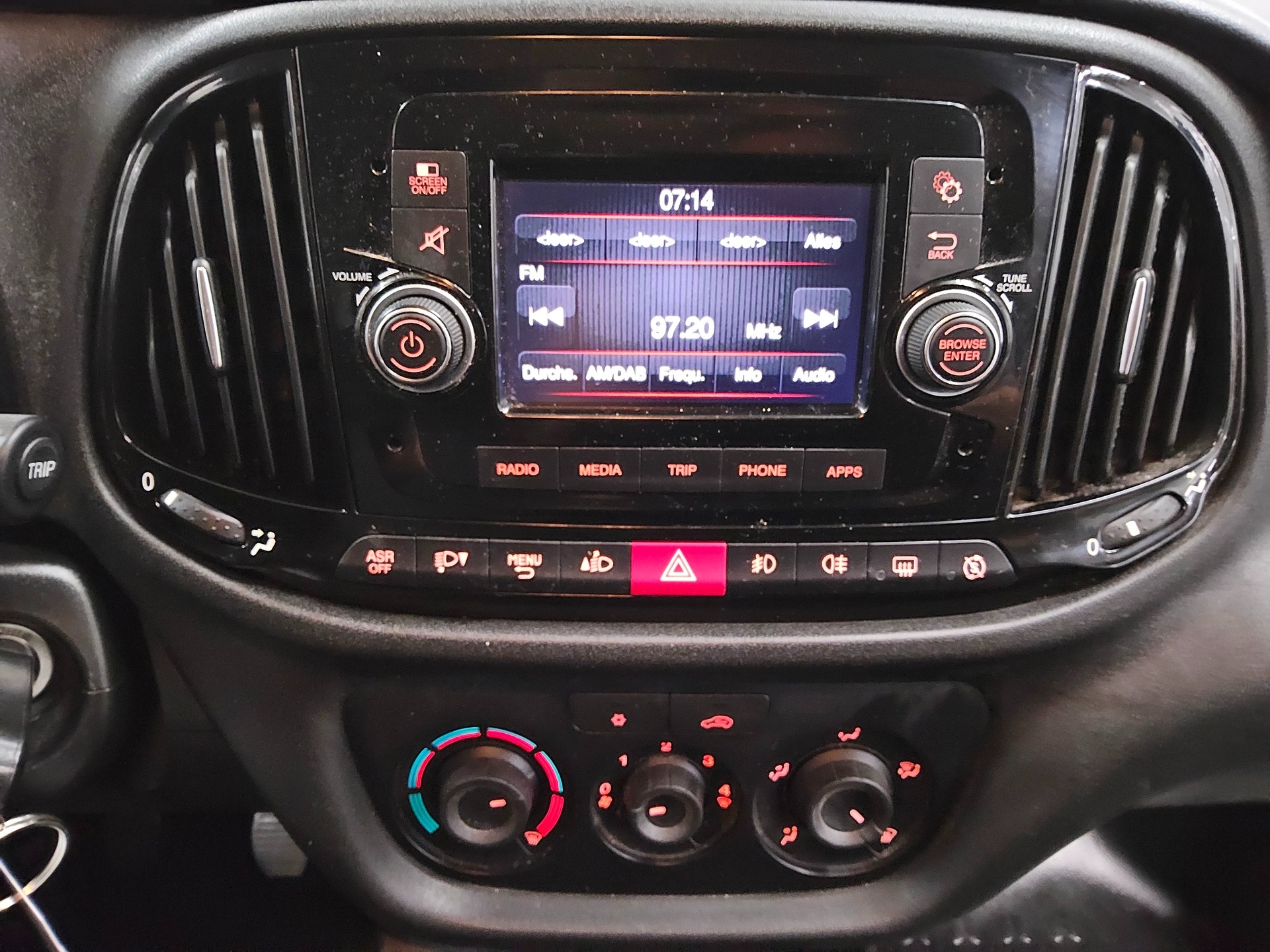 Fiat Doblo Cargo 1.3 Multijet Regale PDC BT USB Klima 7