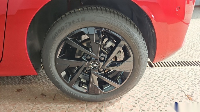 Opel Corsa NAVI LED SHZ RFK 12