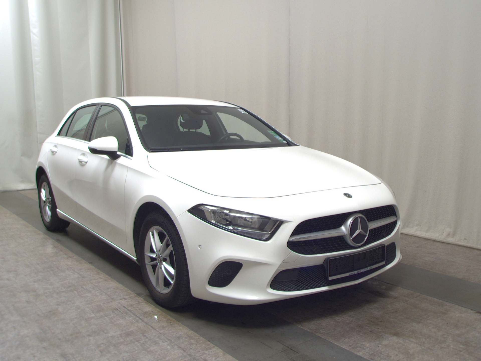 Mercedes-Benz A 180 d Style T-Leder Navi PDC 3