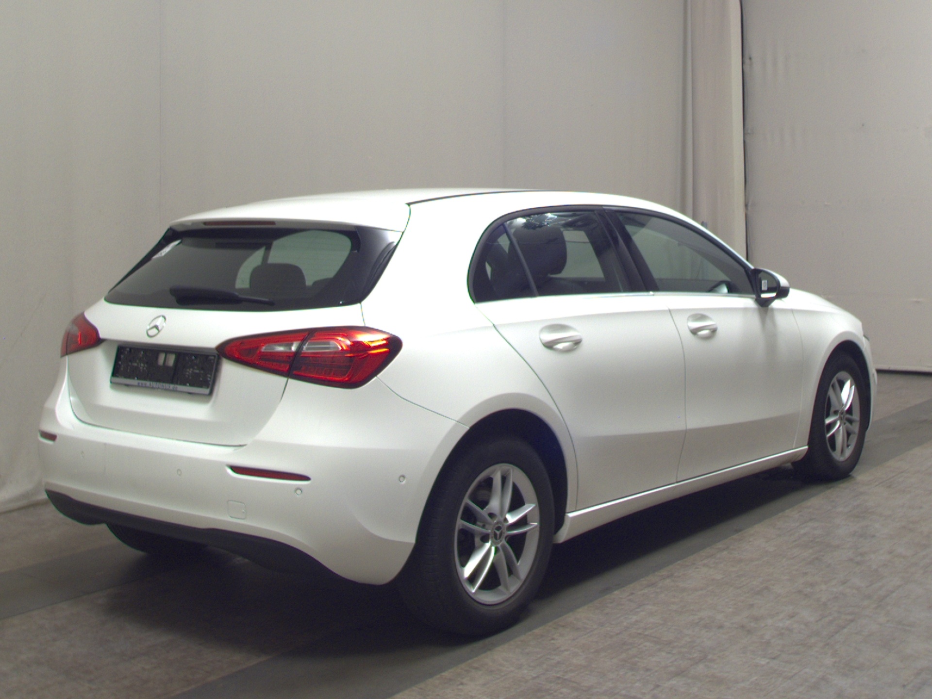 Mercedes-Benz A 180 d Style T-Leder Navi PDC 4