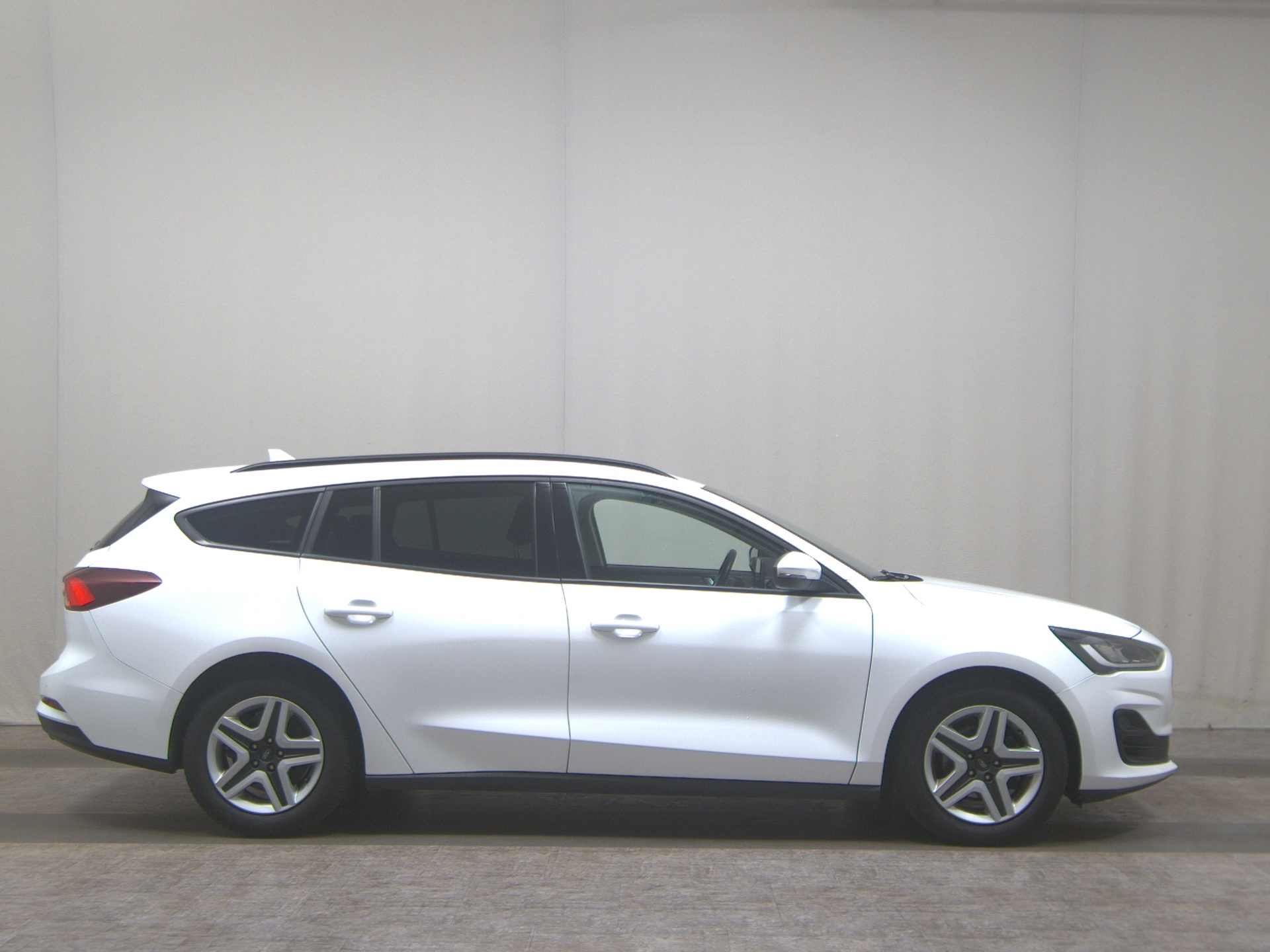 Ford Focus Turnier 1.5 EB Cool&Connect Navi LED Shz