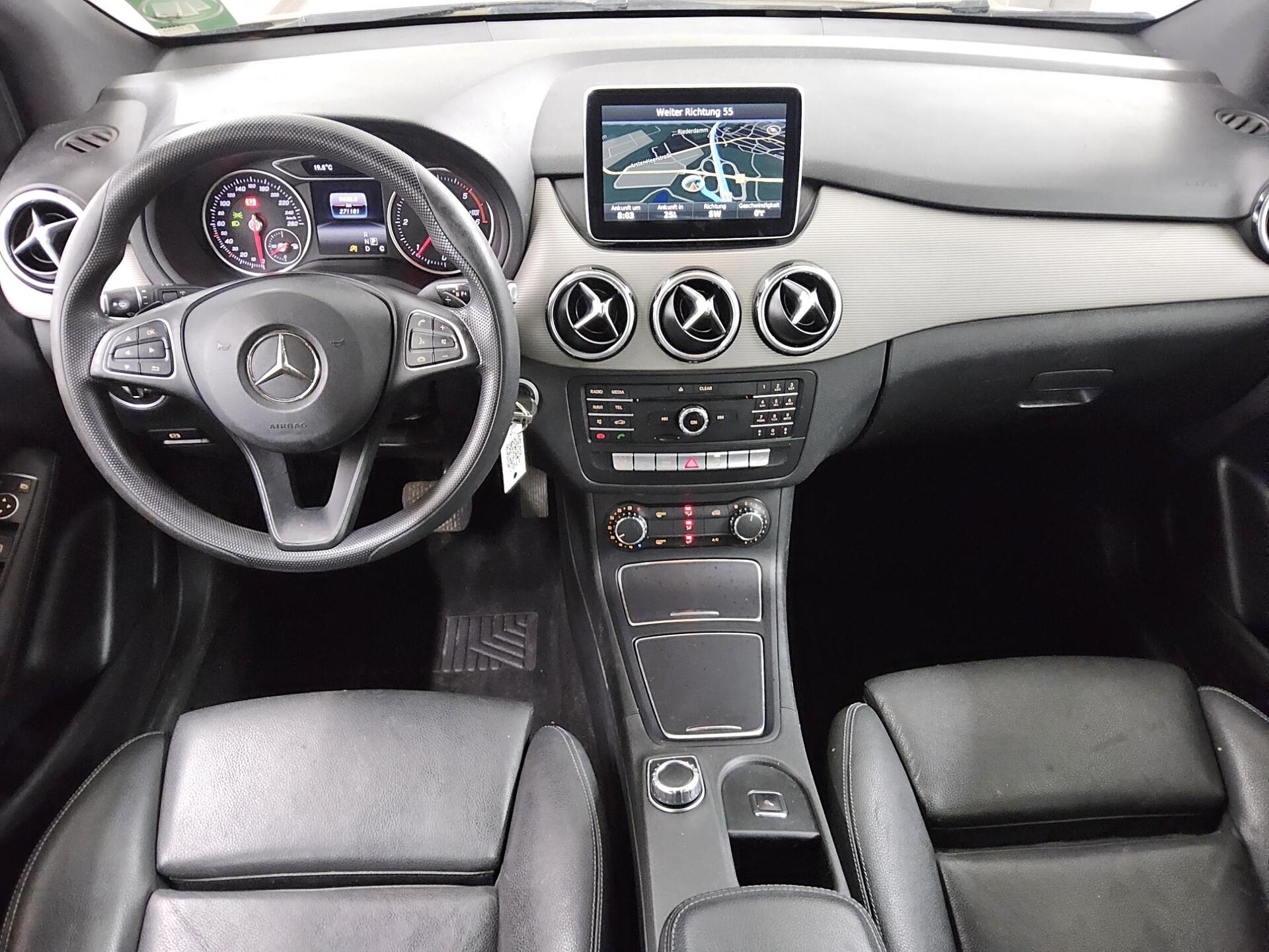 Mercedes-Benz B 180 d Style Leder Navi AHK SHZ 5