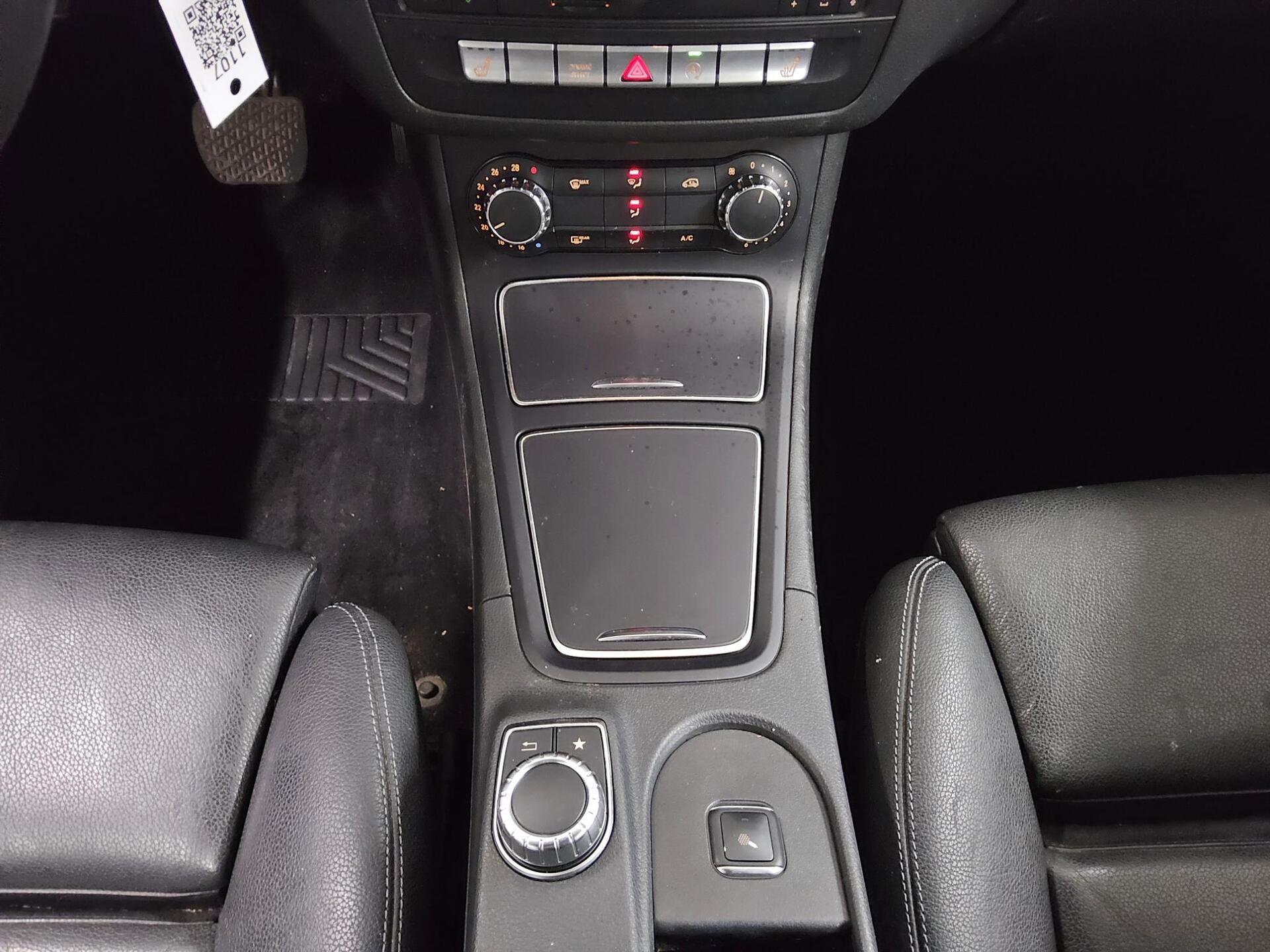 Mercedes-Benz B 180 d Style Leder Navi AHK SHZ 6