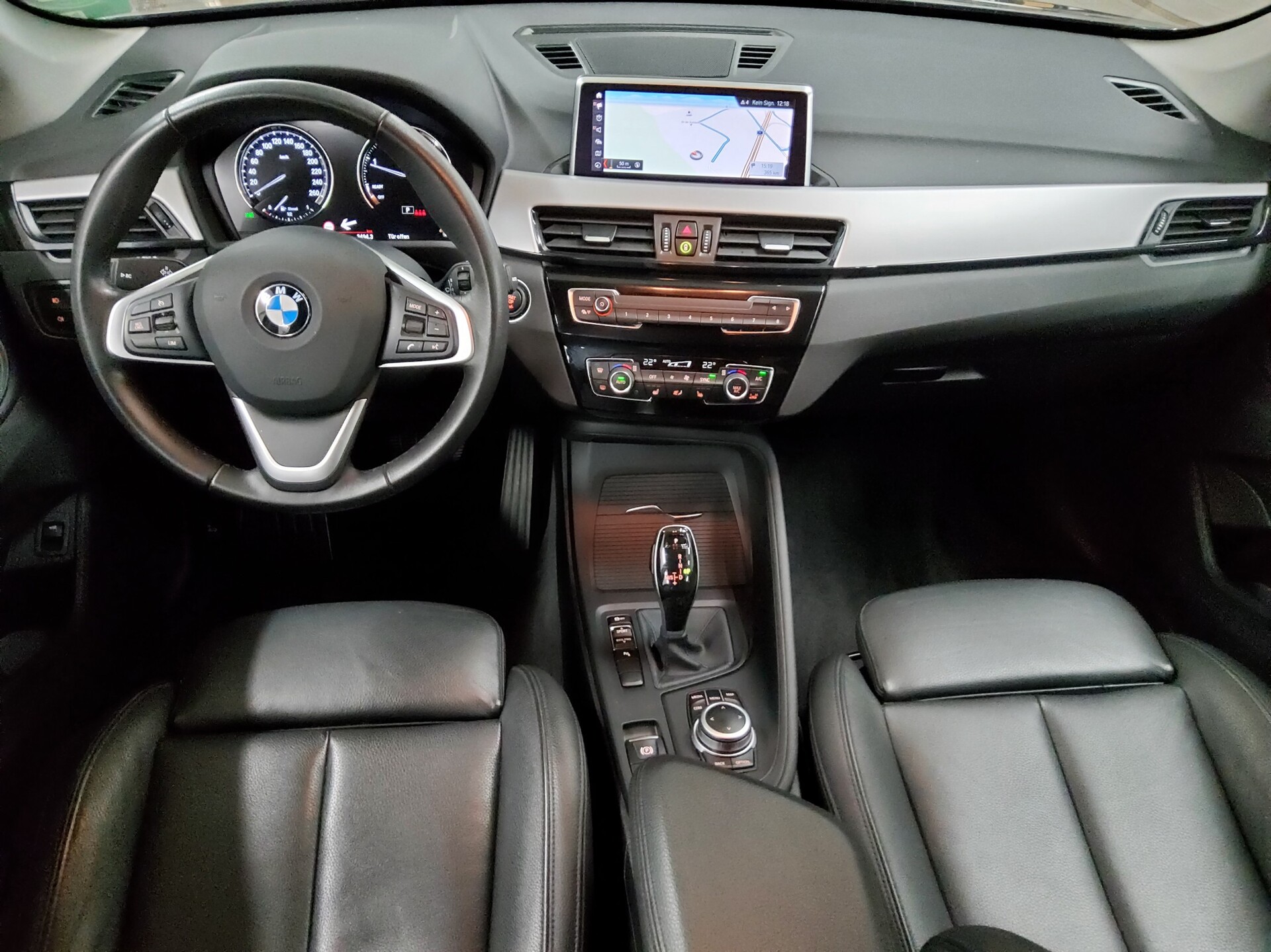 BMW X1 sDrive18d Advantage Navi Leder H-K Sound PDC 5