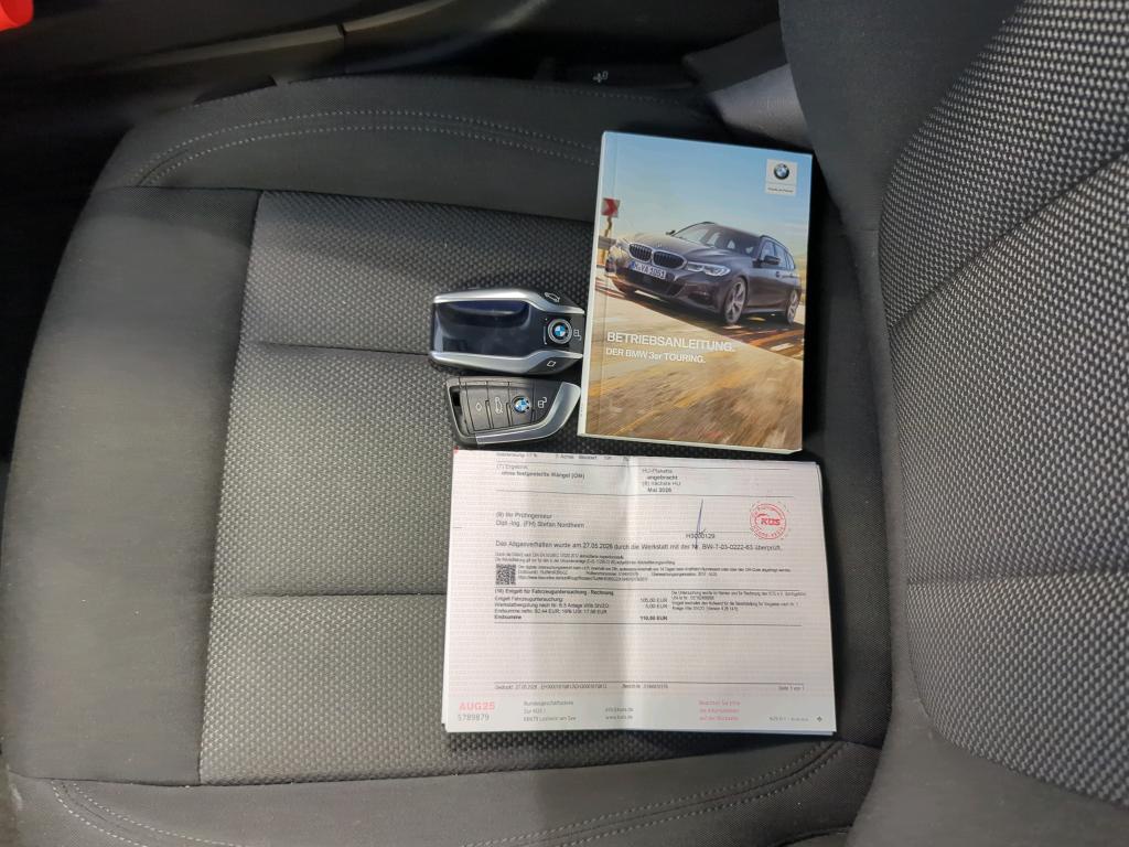 BMW 320dA Touring xDr Advantage NAVI LED SHZ LENKRADHZG PDC 10
