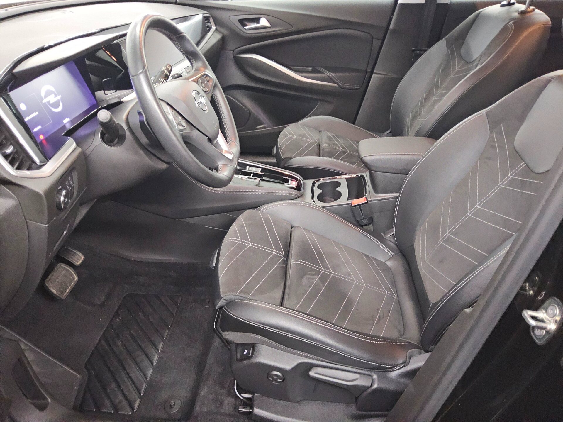 Opel Grandland X 1.5 D GS Line T-Leder LED DAB RFK 9